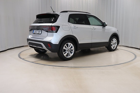 Volkswagen T-Cross 4 of 10