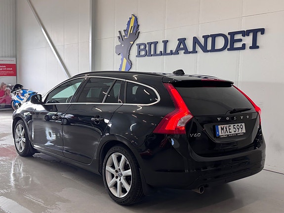 Volvo V60 5 of 27