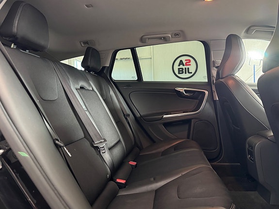 Volvo V60 19 of 27