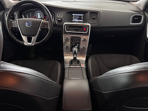 Volvo V60 20 of 27