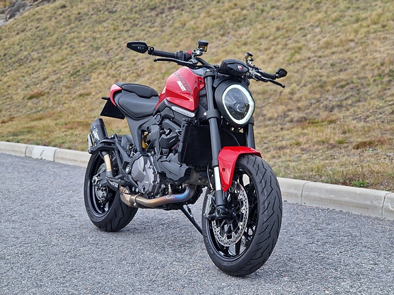 Ducati Monster Nyskick Endast 300Mil 2 of 6