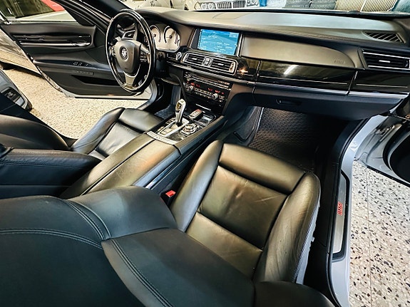 BMW 740d 7 of 27