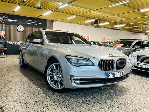 BMW 740d 2 of 27