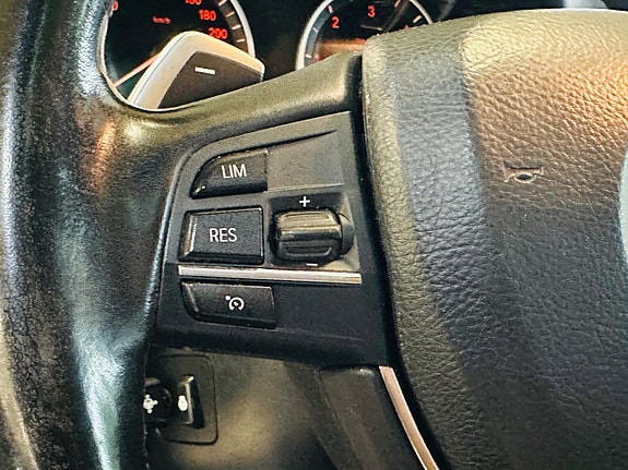 BMW 740d 20 of 27