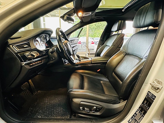BMW 740d 11 of 27