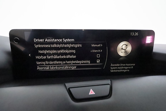 Mazda CX-80 26 of 30
