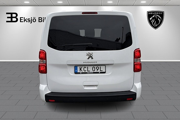 Peugeot Traveller 6 of 18