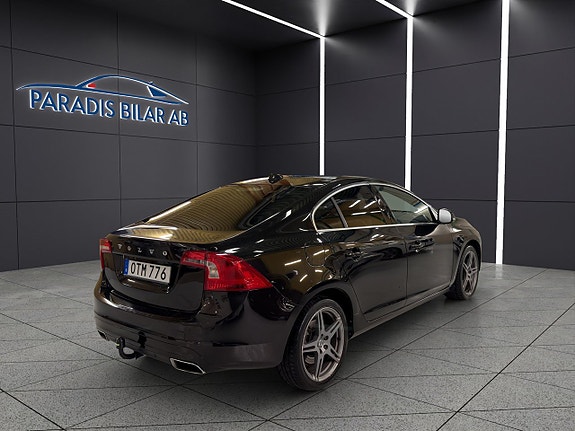 Volvo S60 5 of 30
