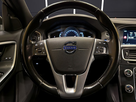 Volvo S60 24 of 30