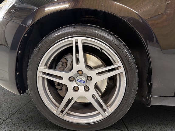 Volvo S60 13 of 30