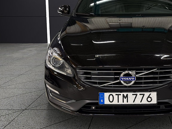 Volvo S60 10 of 30