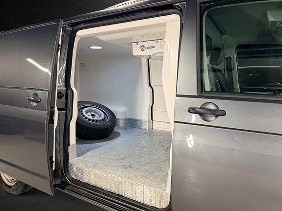 Volkswagen Transporter 13 of 22