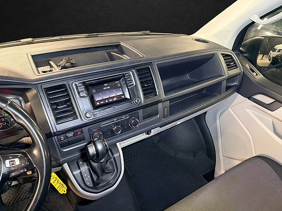 Volkswagen Transporter 20 of 22