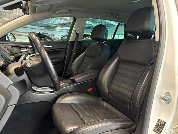 Opel Insignia Country Tourer 14 of 26