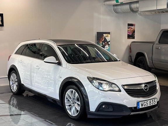 Opel Insignia Country Tourer 5 of 26