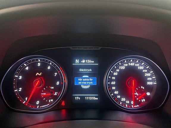 Hyundai i30 16 of 30