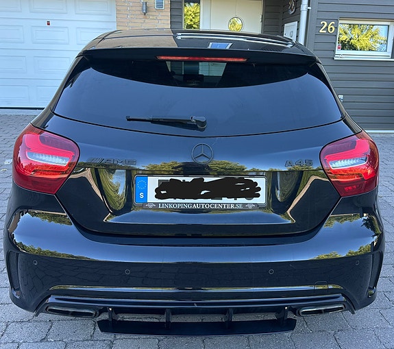 Mercedes-Benz A45 5 of 8