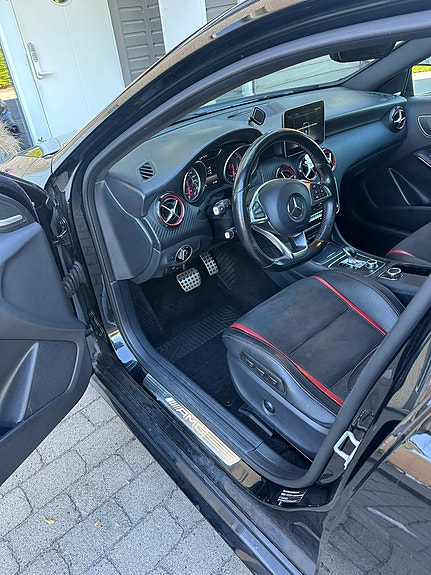 Mercedes-Benz A45 7 of 8