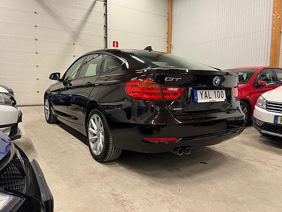 BMW 320d 5 of 13