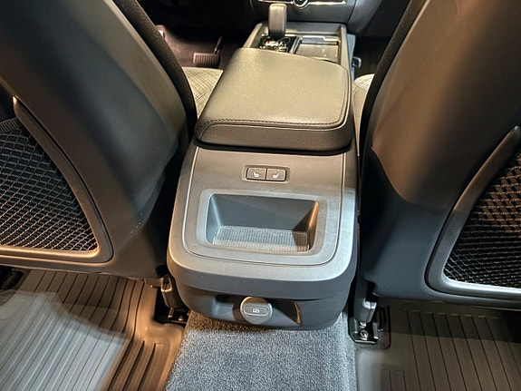 Volvo V60 22 of 26