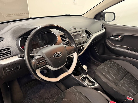 Kia Picanto 8 of 10