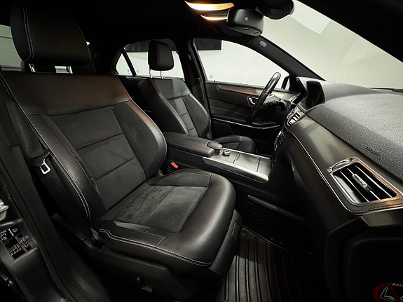Mercedes-Benz E220 9 of 25
