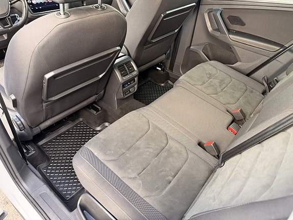 Volkswagen Tiguan 19 of 23