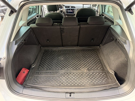 Volkswagen Tiguan 21 of 23