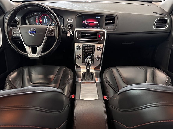 Volvo V60 19 of 28