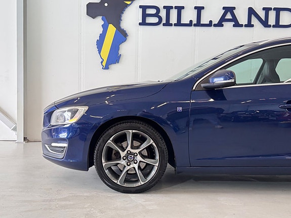 Volvo V60 9 of 28