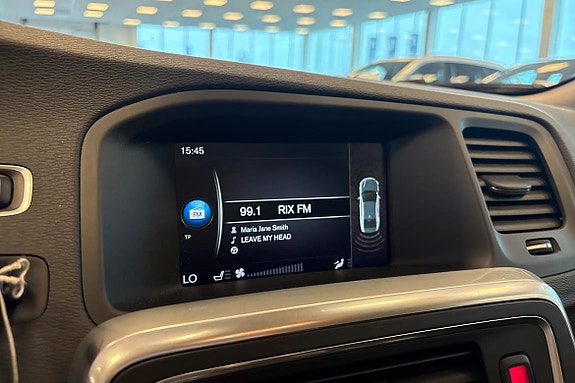 Volvo S60 15 of 21