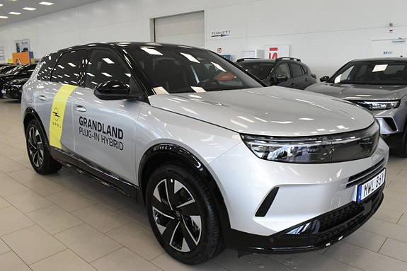 Opel Grandland 3 of 24