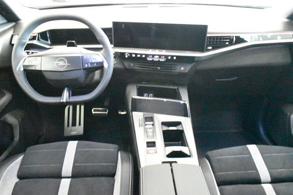 Opel Grandland 12 of 24
