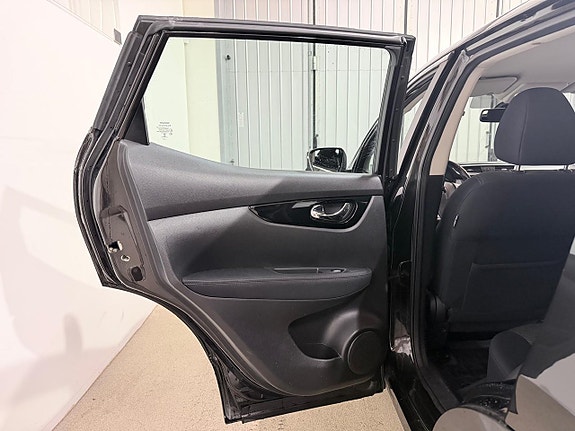 Nissan Qashqai 17 of 23