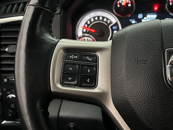 Dodge RAM 1500 18 of 30