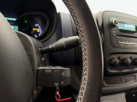 Opel Vivaro 18 of 29
