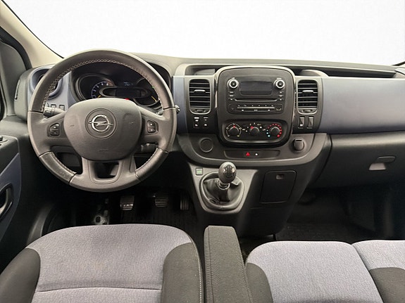 Opel Vivaro 14 of 29