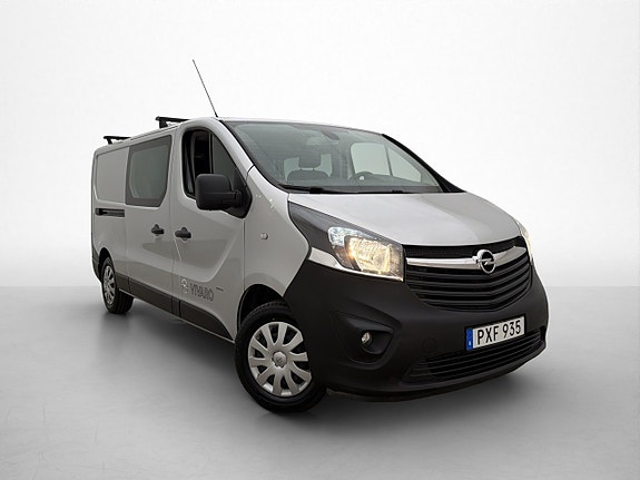 Opel Vivaro 10 of 29