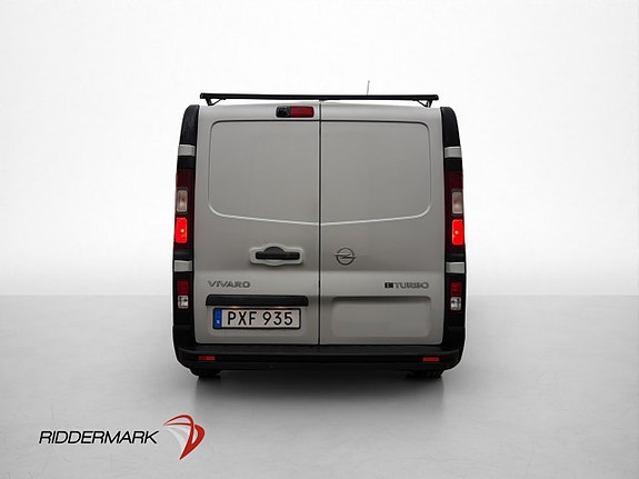 Opel Vivaro 8 of 29