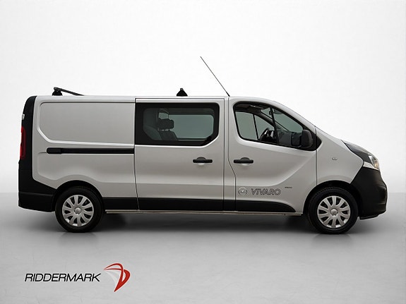 Opel Vivaro 2 of 29