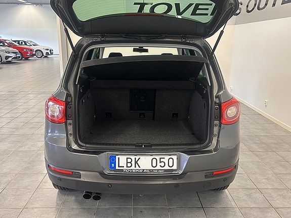 Volkswagen Tiguan 7 of 18