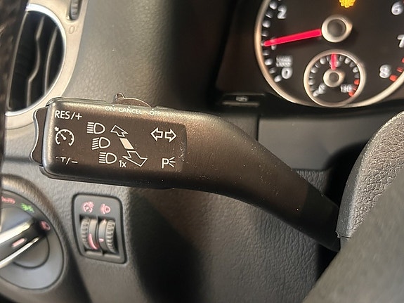 Volkswagen Tiguan 13 of 18