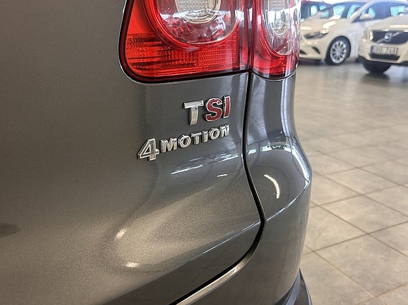 Volkswagen Tiguan 6 of 18