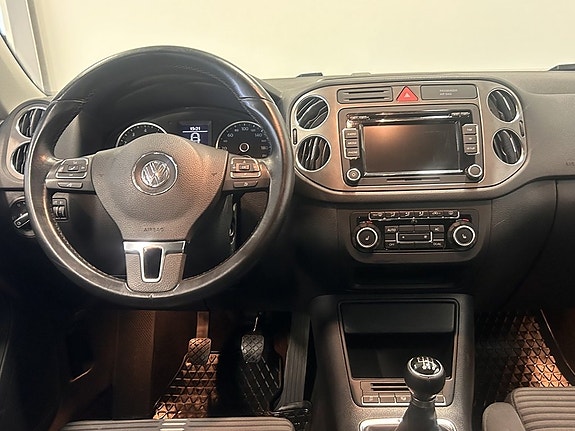 Volkswagen Tiguan 10 of 18
