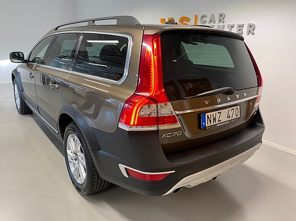 Volvo XC70 4 of 14
