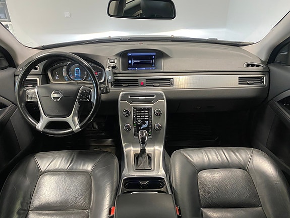 Volvo XC70 11 of 14