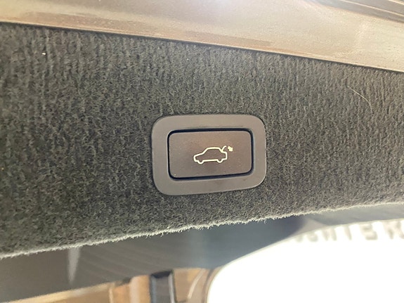 Volvo XC70 8 of 14
