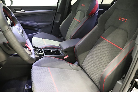 Volkswagen Golf I 7 of 11