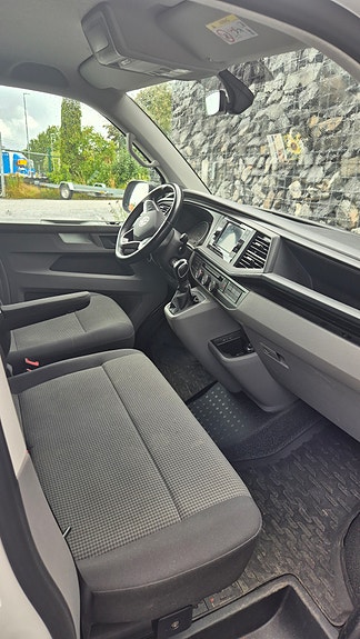Volkswagen e-Transporter 7 of 7