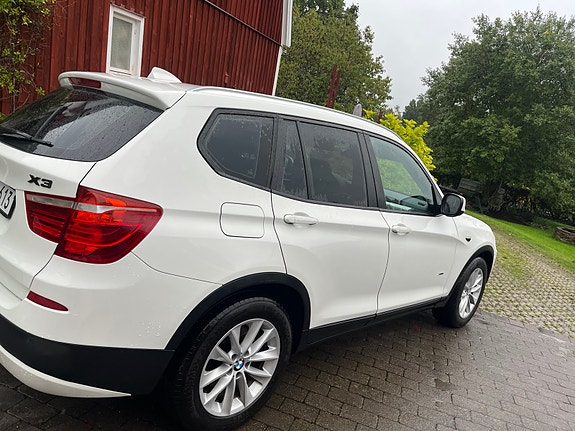BMW X3 3 of 9